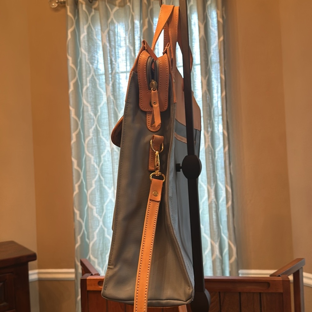 Jon Hart Design Tan and Gray Tote Bag - Picture 3 of 6
